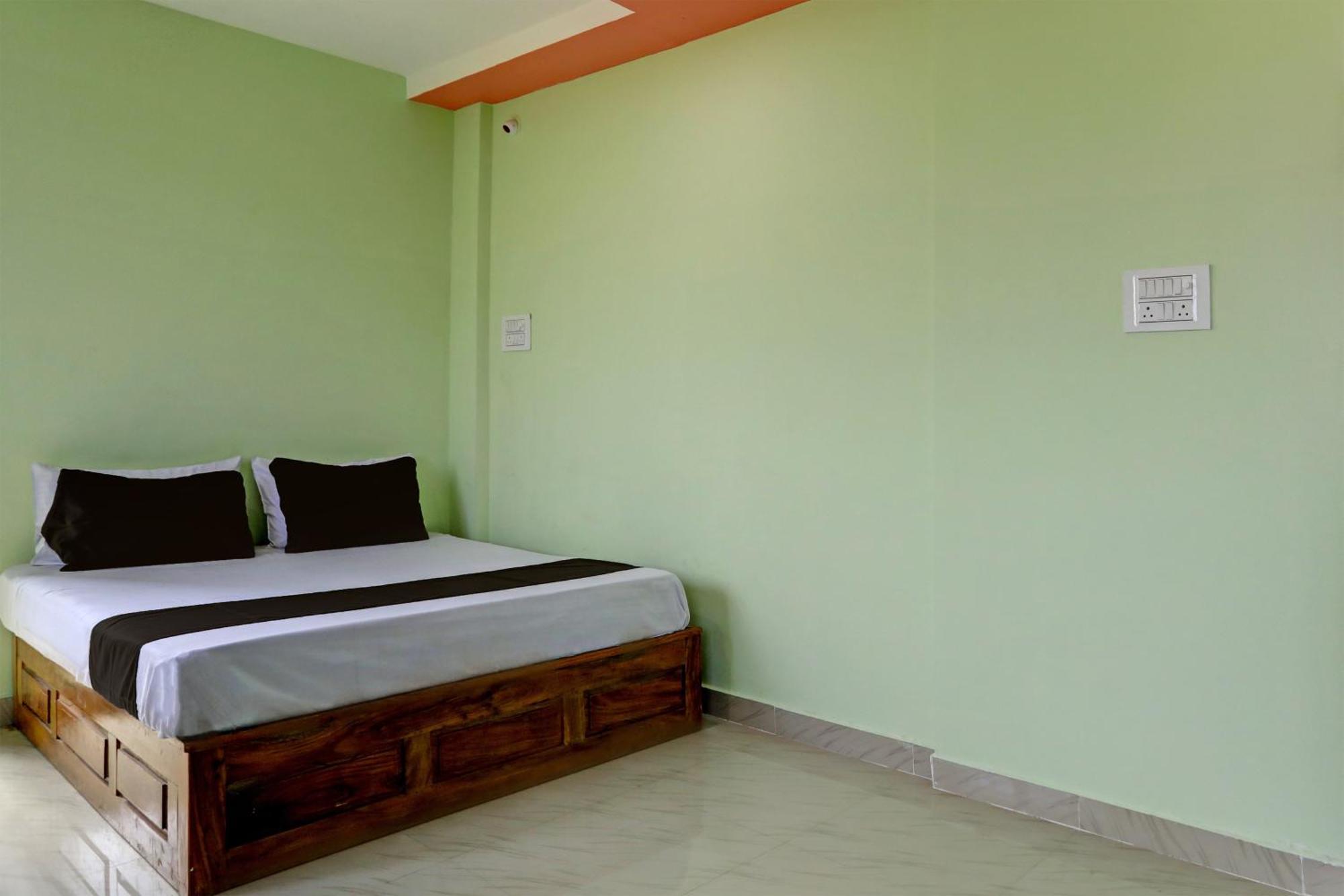 Spot On Hotel Leo Star Chandrapur Eksteriør billede