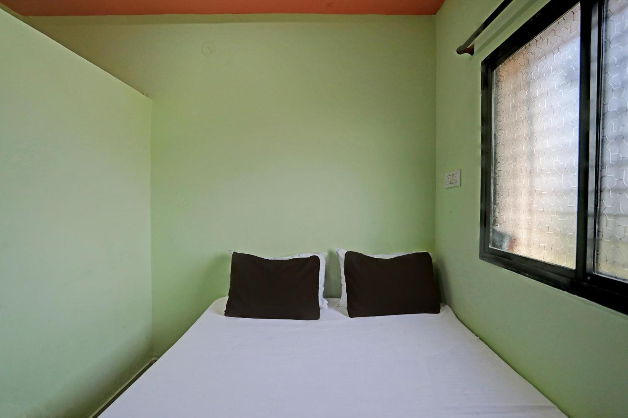 Spot On Hotel Leo Star Chandrapur Eksteriør billede