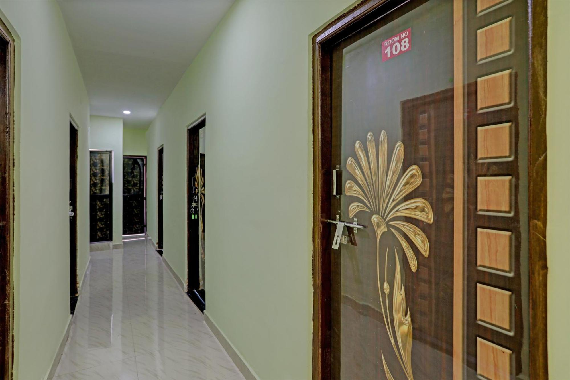 Spot On Hotel Leo Star Chandrapur Eksteriør billede